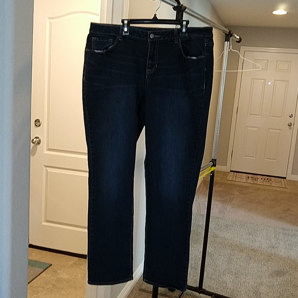Apt 9 jeans size 16